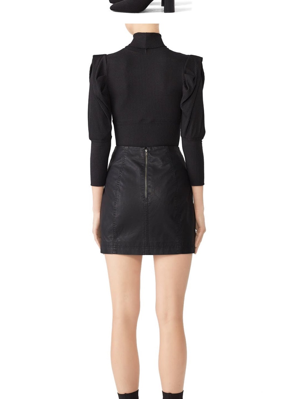 Free People Vegan Leather mini skirt size 6,8 - Picture 2 of 6